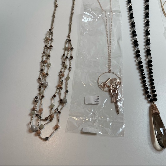 Long Necklaces with Beads and Tassels Costume Jewelry Set of 5 NEW with tags - Picture 5 of 5